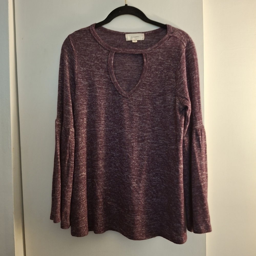 No Comment Women's Purple Heathered Long Flutter Sleeve Relaxed Cut Out Blouse
